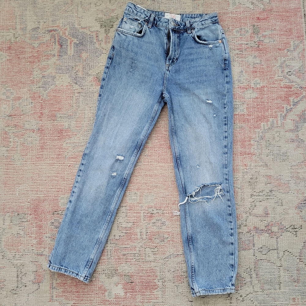 We the free People jeans denim distressed ripped torn mom high rise hi waist 26